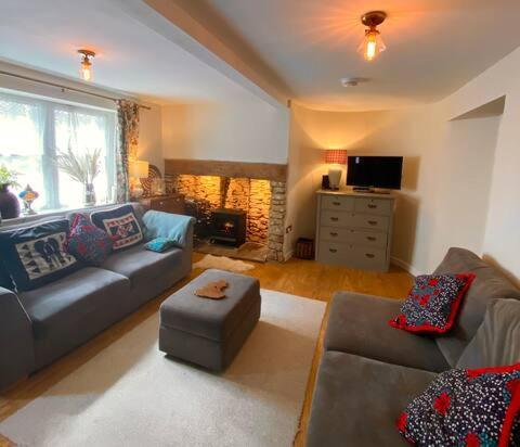 Cottage In The Heart Of Frome Exterior photo